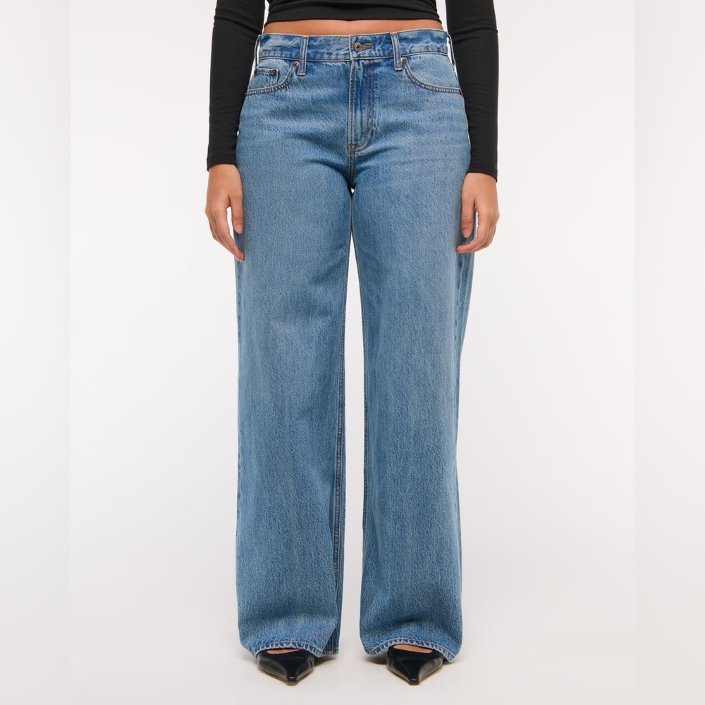 Abercrombie - Curve Love Low Rise Ultra Loose Lightweight Drapey Rigid Jean - Picture 7 of 13